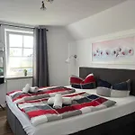 Frohsinn Auf Ruegen Guest house Sellin (Rugen)