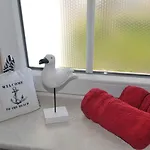Frohsinn Auf Ruegen Konukevi Sellin (Rugen)