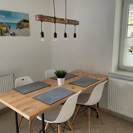 Gæstehus Frohsinn Auf Ruegen 4*