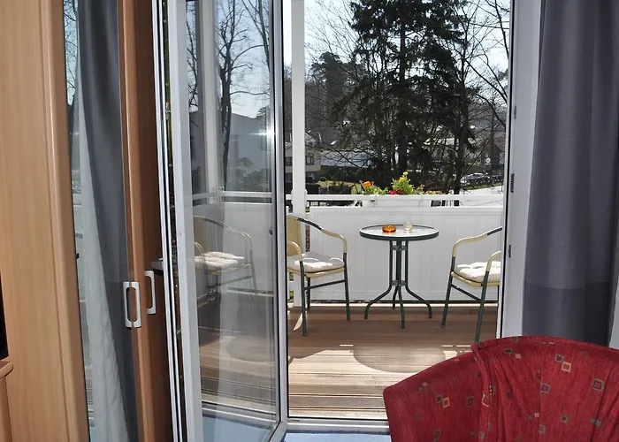 Frohsinn Auf Rügen Gasthof