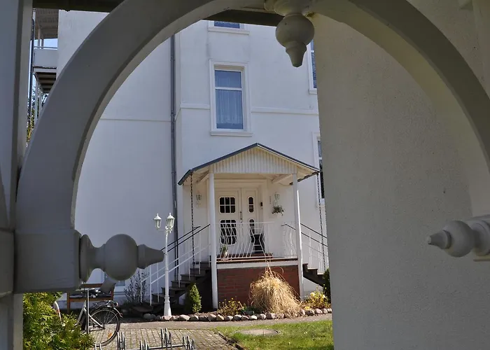 Frohsinn Auf Rügen 4*